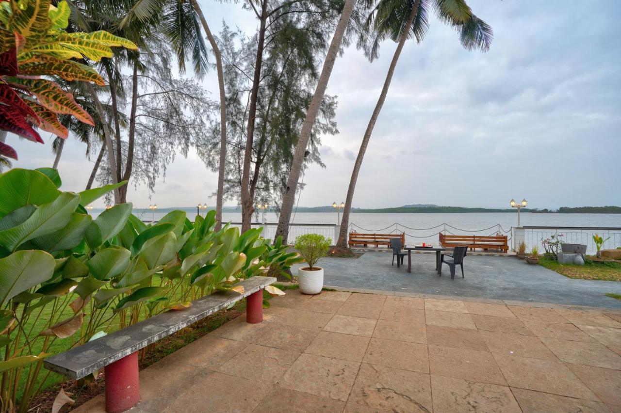 Hotel Blu Missel By The River à Ribandar Extérieur photo