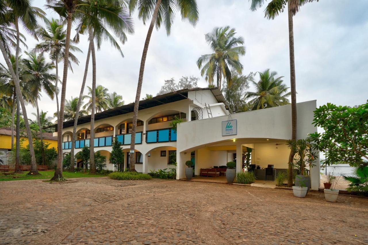 Hotel Blu Missel By The River à Ribandar Extérieur photo